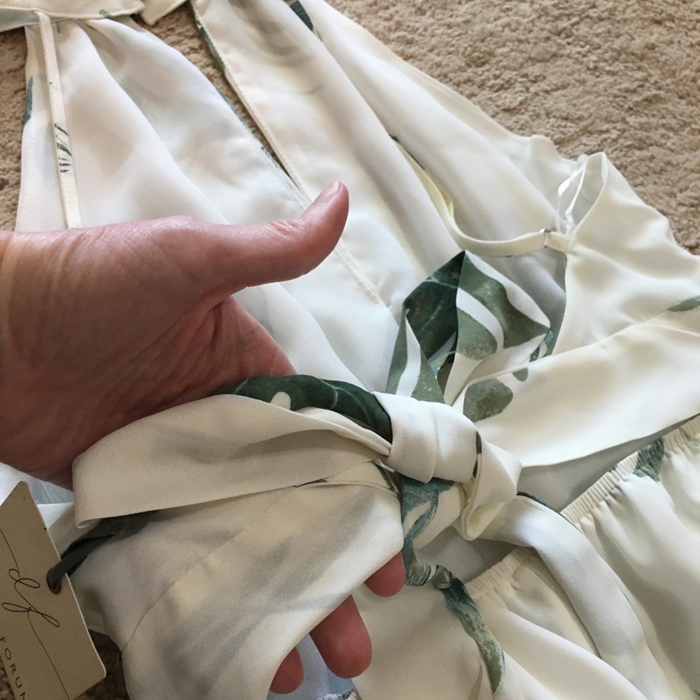 Dress Forum Botanical Maxi Dress - Picture 7 of 7